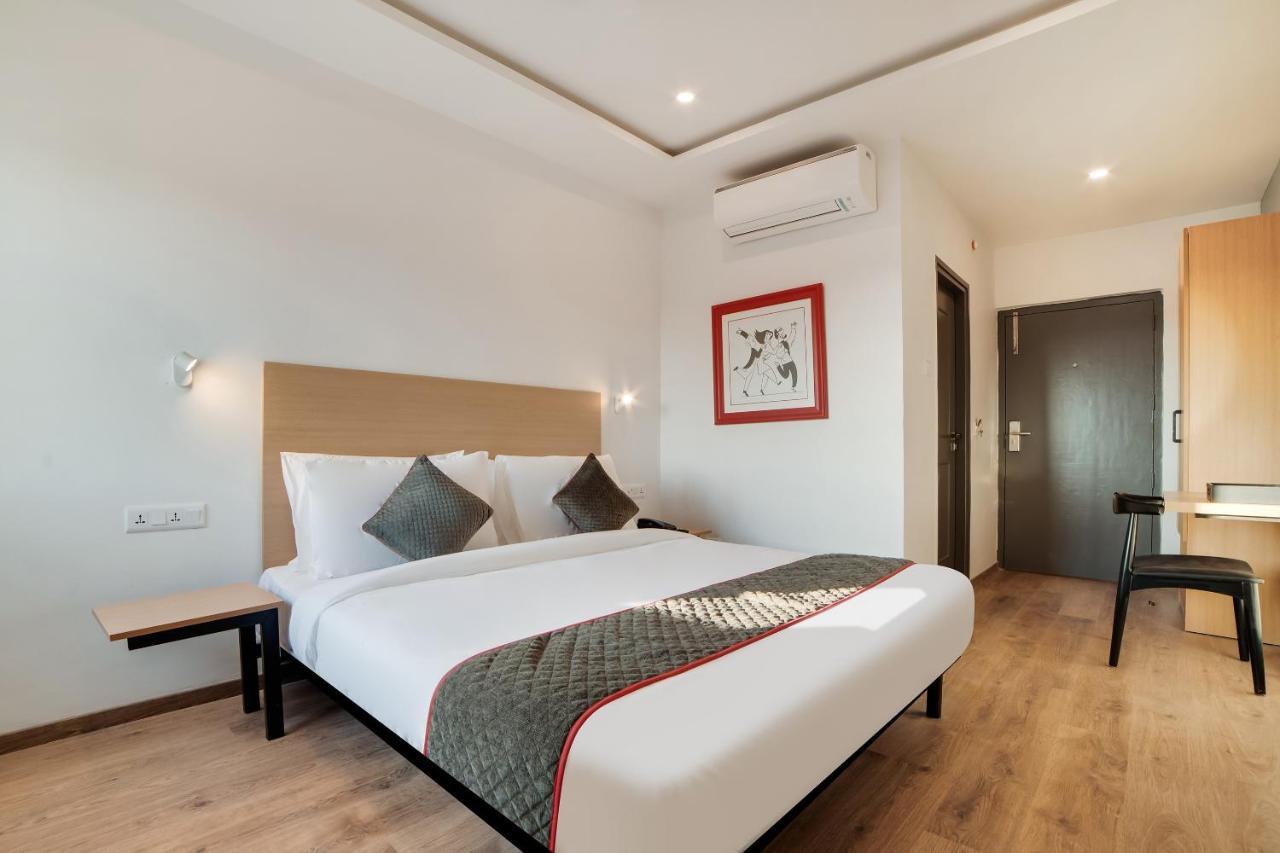 Hotel Townhouse Ss Aero Prime Shamshabad Zewnętrze zdjęcie