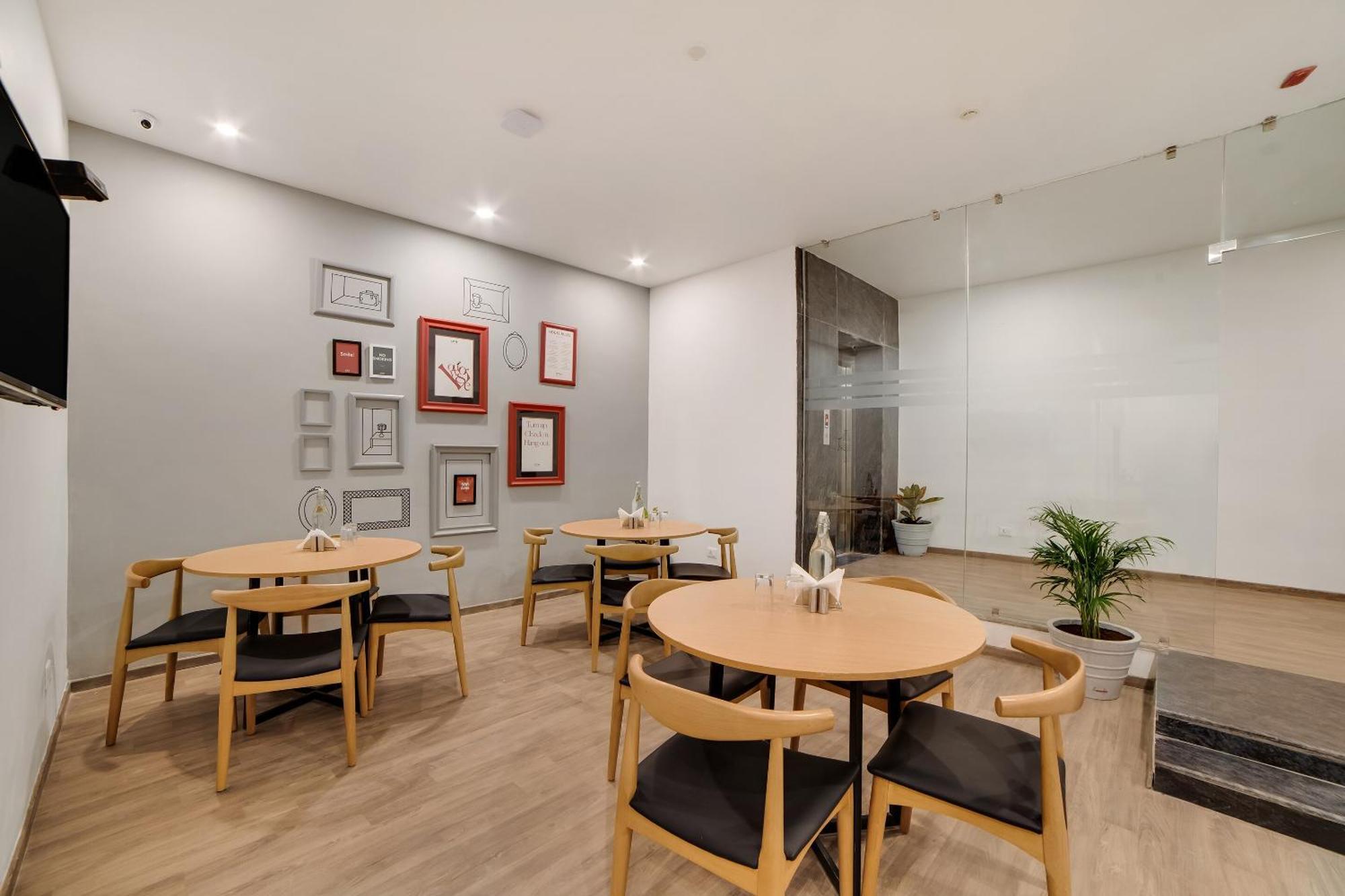 Hotel Townhouse Ss Aero Prime Shamshabad Zewnętrze zdjęcie